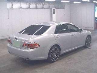 TOYOTA CROWN HYBRID 2010 Image 5