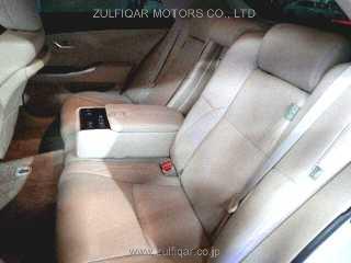 TOYOTA CROWN HYBRID 2010 Image 6