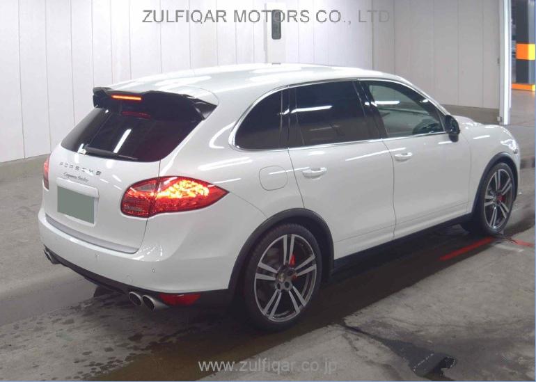 PORSCHE CAYENNE 2012 Image 4