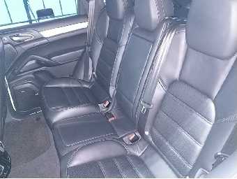 PORSCHE CAYENNE 2012 Image 6