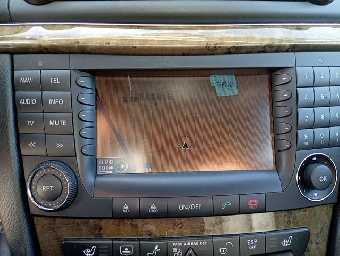 MERCEDES BENZ E CLASS 2007 Image 9