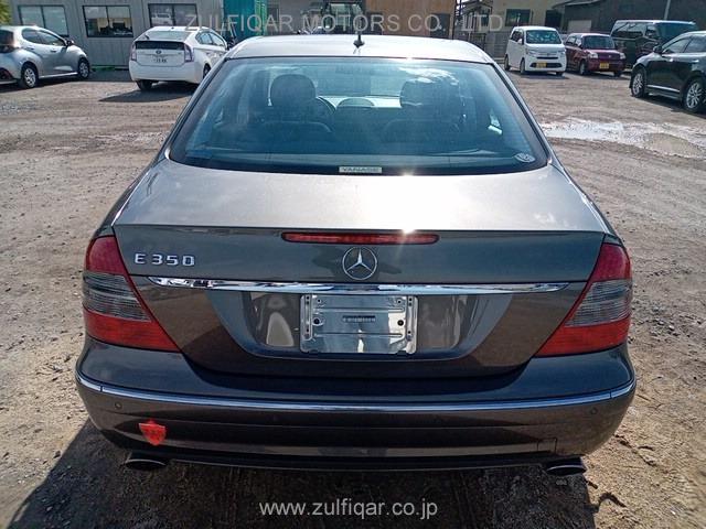 MERCEDES BENZ E CLASS 2007 Image 7