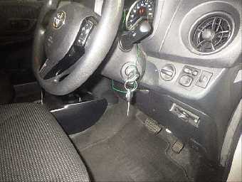 TOYOTA VITZ 2019 Image 7