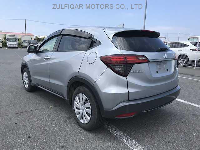 HONDA VEZEL 2018 Image 21