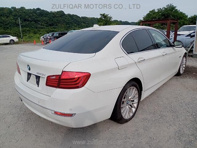 BMW 5 SERIES 2015 Image 3