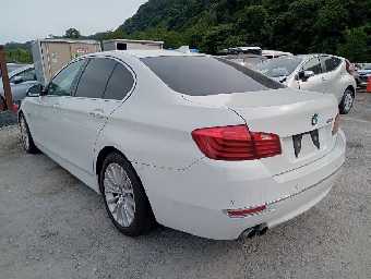 BMW 5 SERIES 2015 Image 4