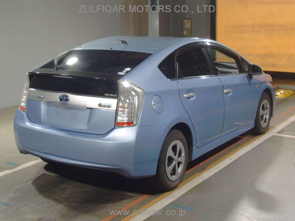 TOYOTA PRIUS PHV 2013 Image 2