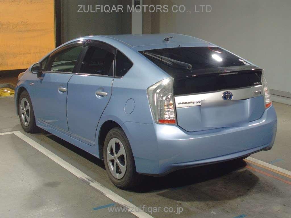 TOYOTA PRIUS PHV 2013 Image 4