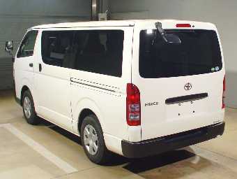 TOYOTA HIACE 2019 Image 4