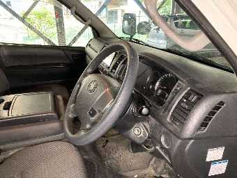 TOYOTA HIACE 2019 Image 5