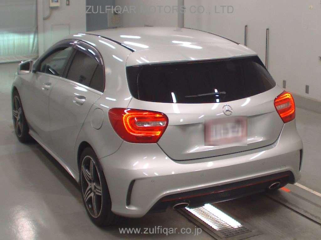 MERCEDES BENZ A CLASS 2013 Image 6