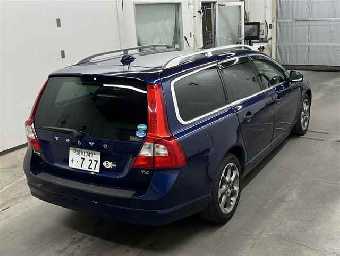 VOLVO V70 2012 Image 5
