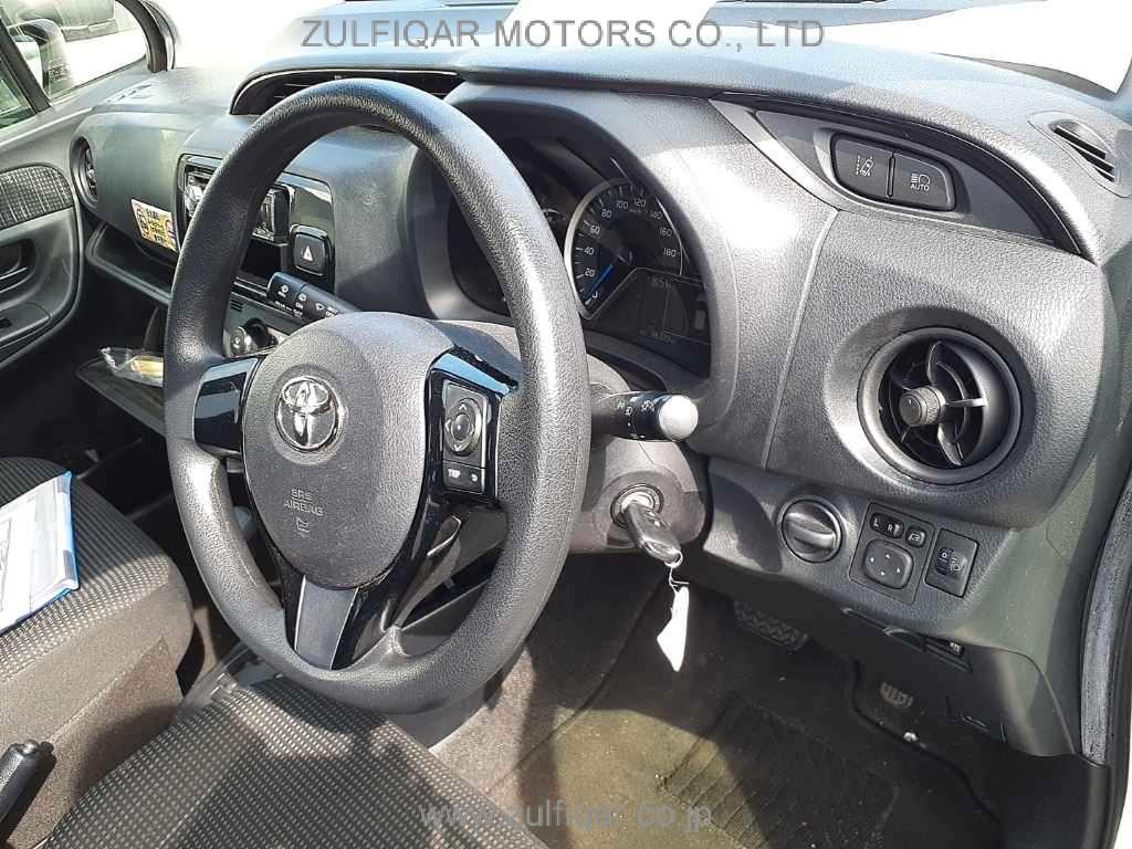 TOYOTA VITZ 2019 Image 7