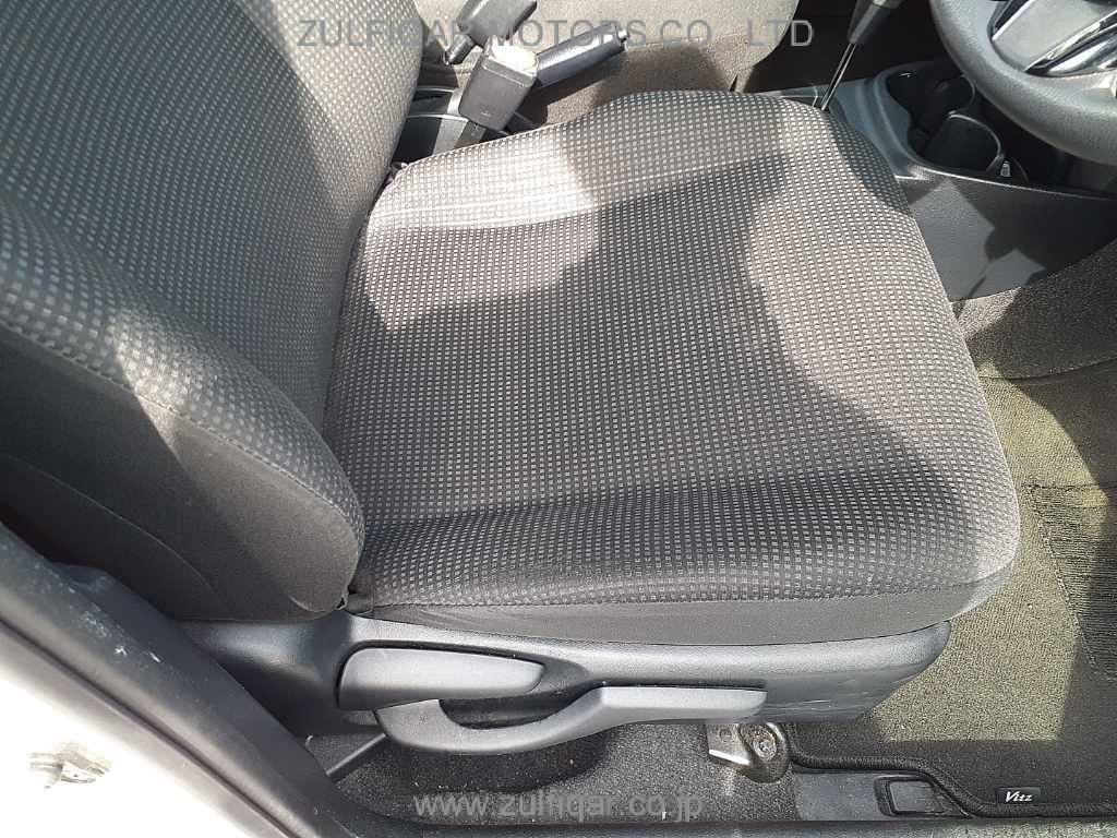 TOYOTA VITZ 2019 Image 8