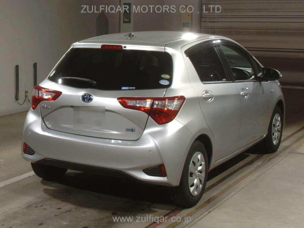 TOYOTA VITZ 2019 Image 2