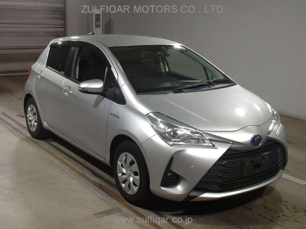 TOYOTA VITZ 2019 Image 3