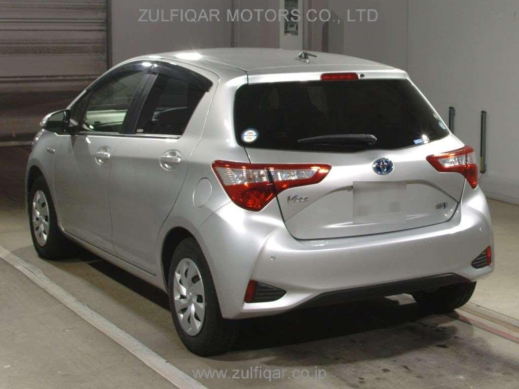 TOYOTA VITZ 2019 Image 4