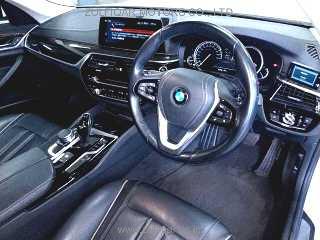 BMW 5 SERIES 2017 Image 3