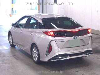 TOYOTA PRIUS PHV 2020 Image 2