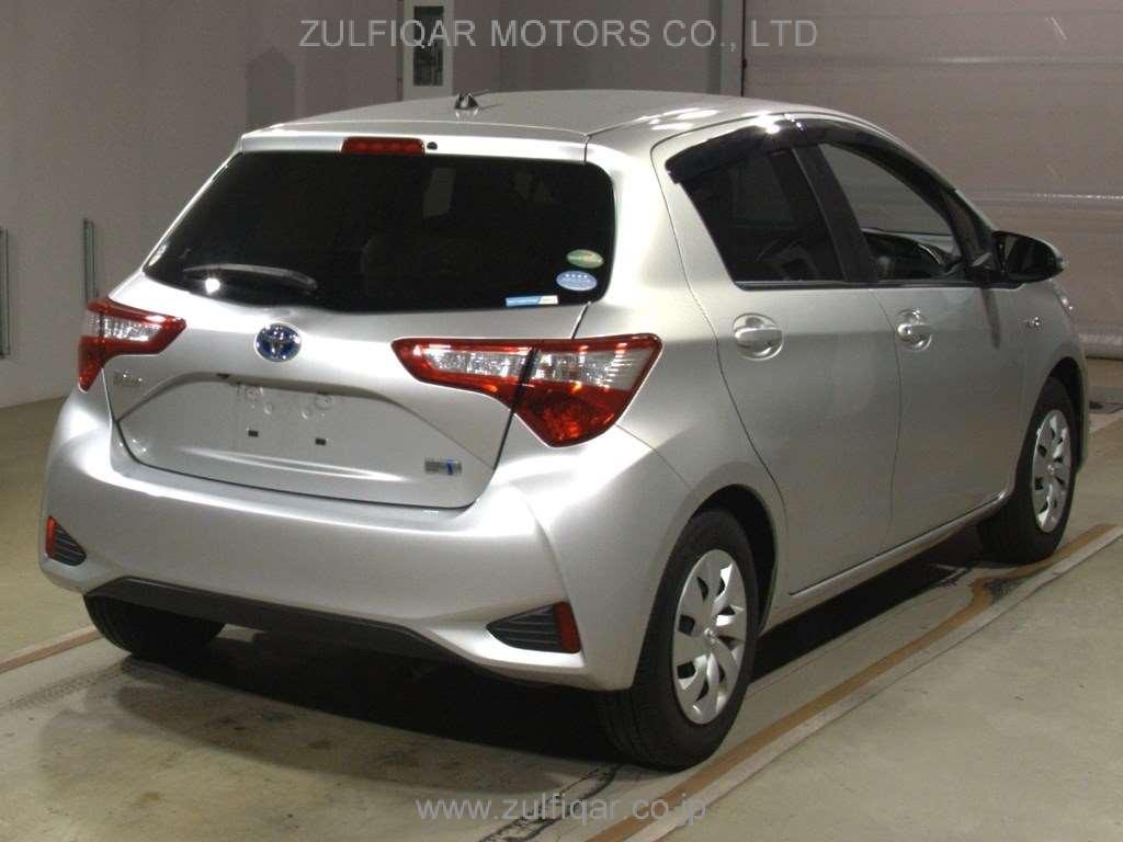 TOYOTA VITZ 2019 Image 2