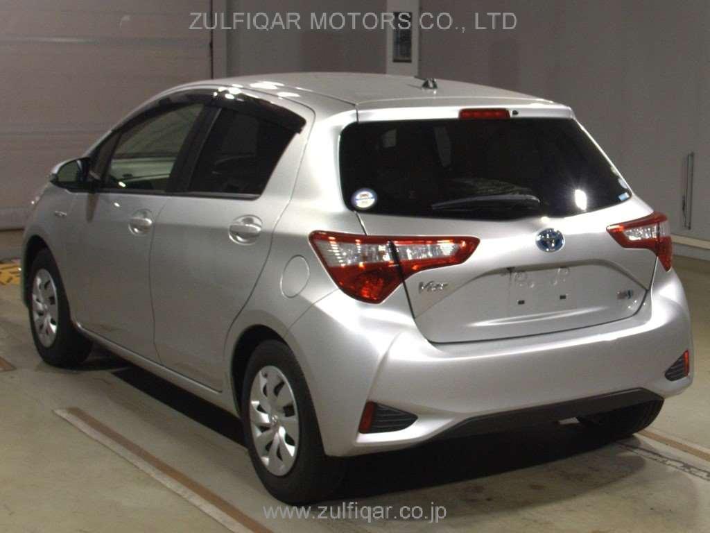 TOYOTA VITZ 2019 Image 4