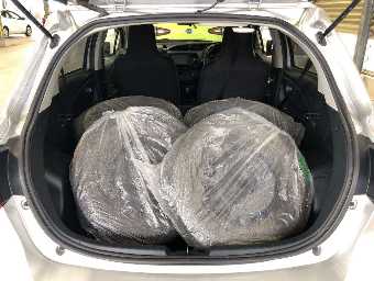 TOYOTA VITZ 2019 Image 8