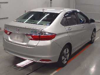 HONDA GRACE 2014 Image 2