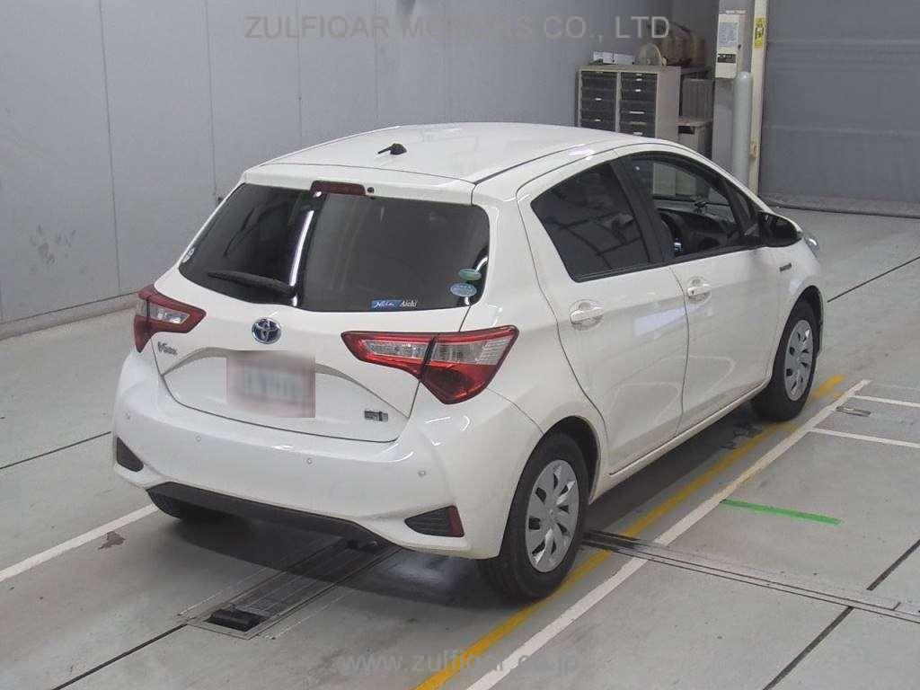 TOYOTA VITZ 2019 Image 2