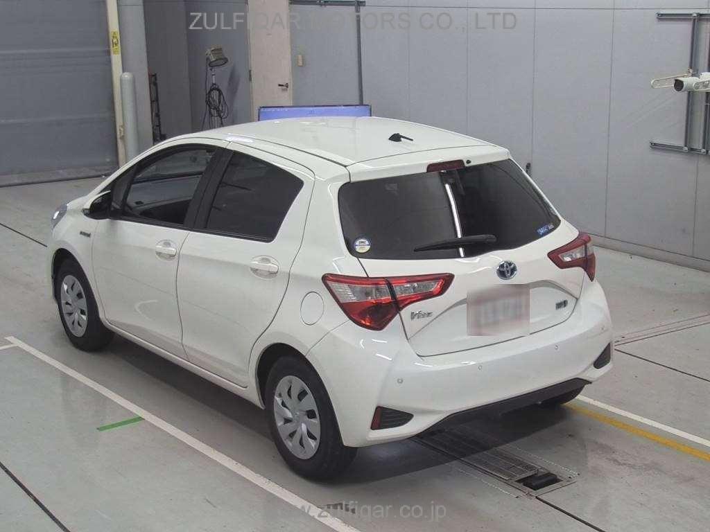 TOYOTA VITZ 2019 Image 6