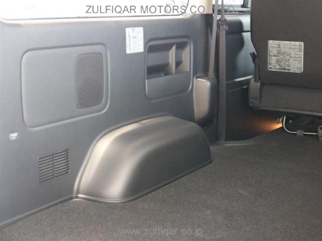 TOYOTA HIACE 2024 Image 20