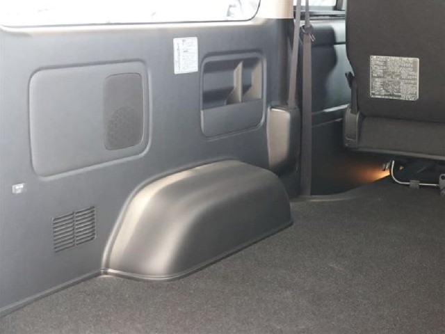 TOYOTA HIACE 2024 Image 20