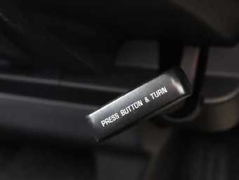 TOYOTA HIACE 2024 Image 19