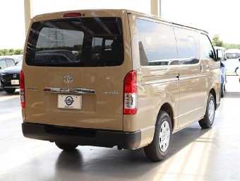 TOYOTA HIACE 2024 Image 4