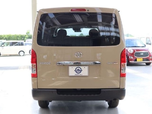 TOYOTA HIACE 2024 Image 32