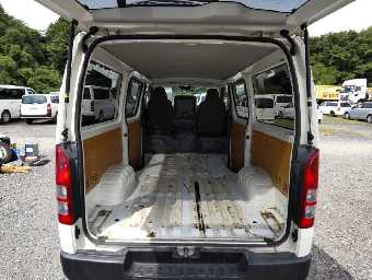 TOYOTA HIACE 2019 Image 7