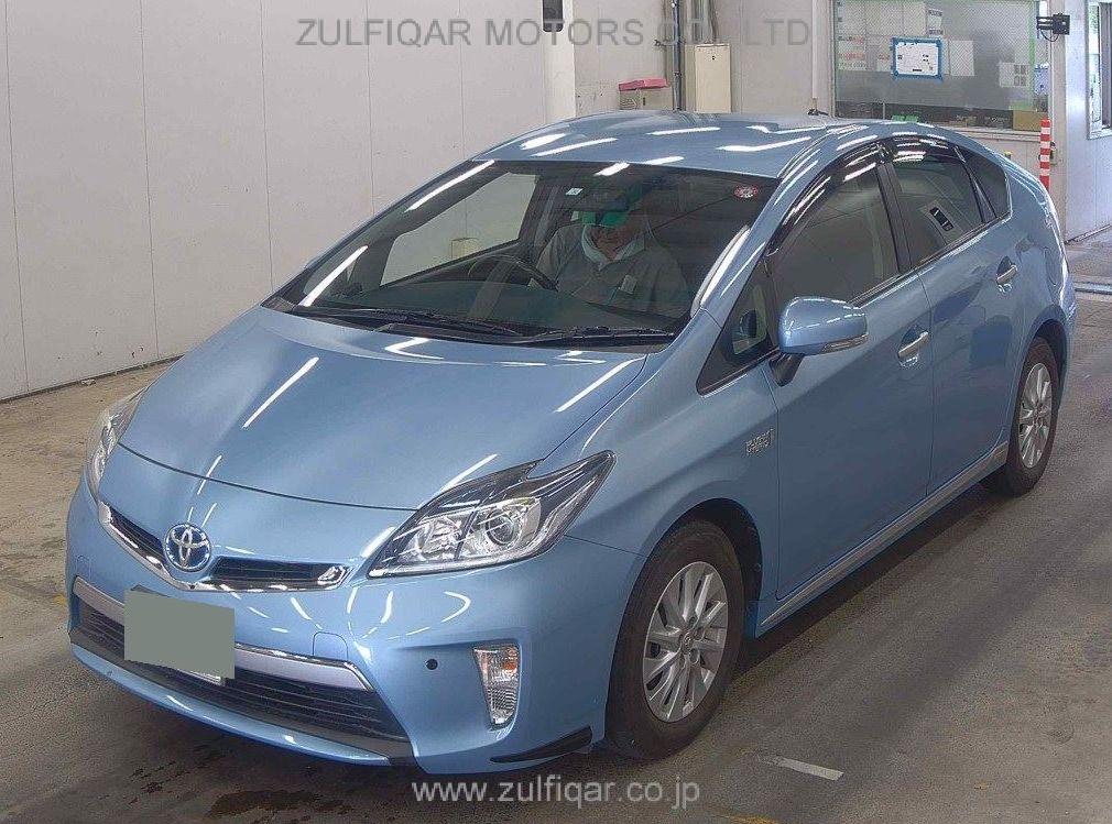 TOYOTA PRIUS PHV 2014 Image 4