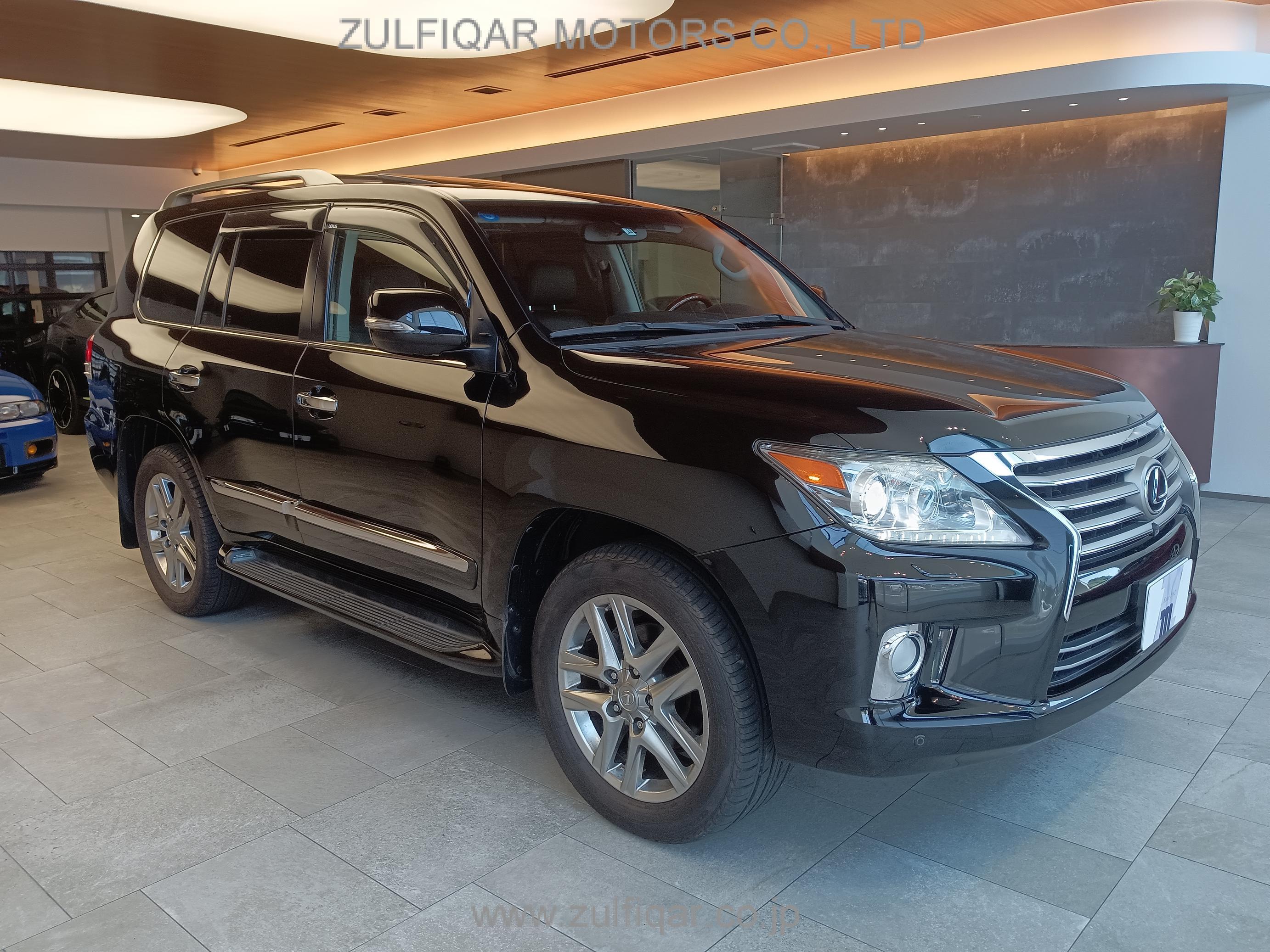 LEXUS LX 570 2013 Image 4