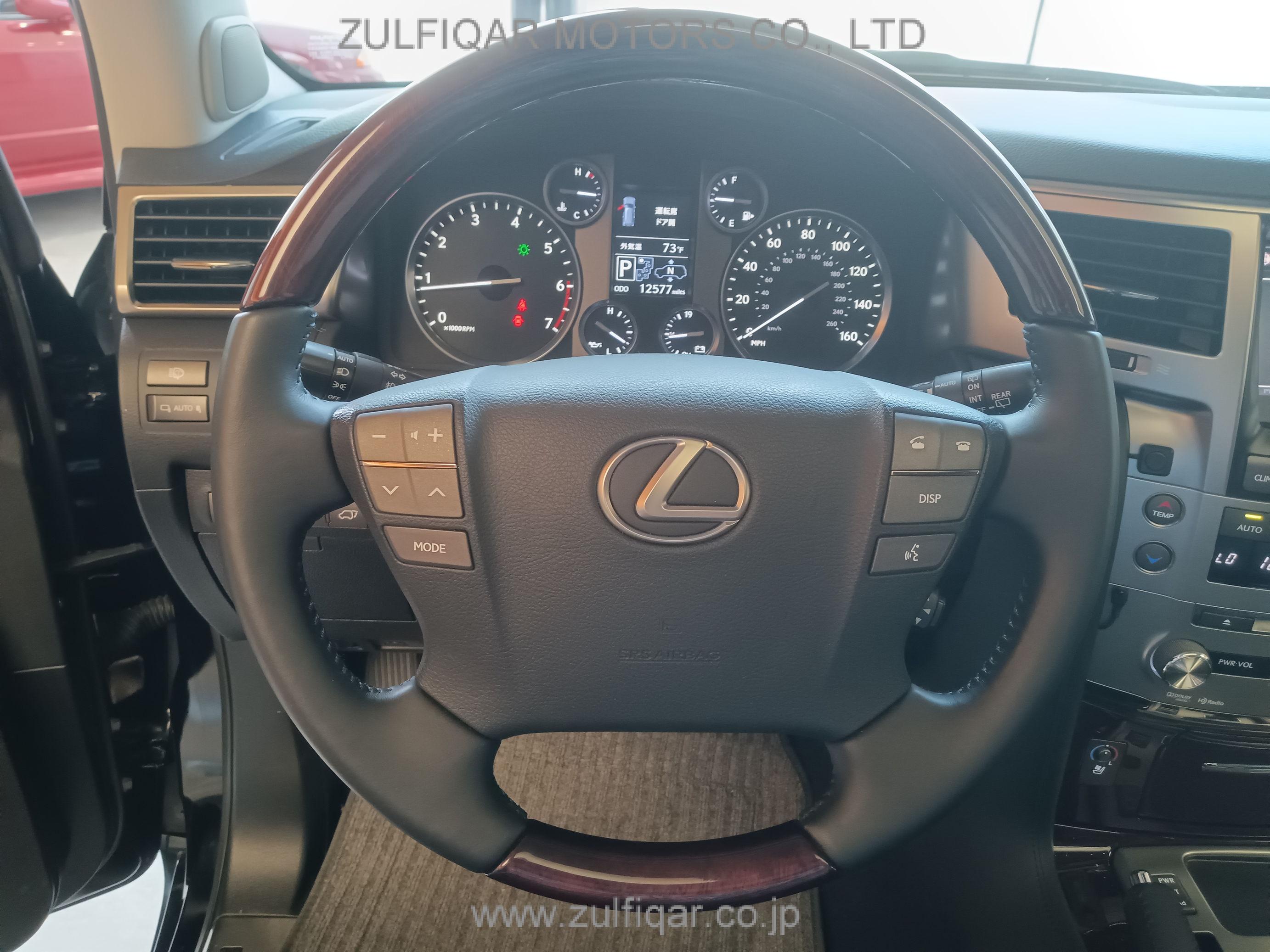 LEXUS LX 570 2013 Image 44