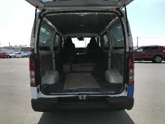 TOYOTA REGIUSACE 2019 Image 10