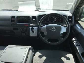 TOYOTA REGIUSACE 2019 Image 9