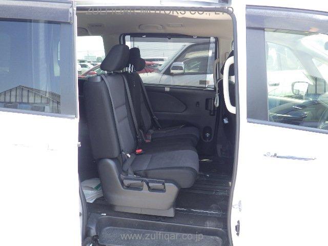 NISSAN SERENA 2020 Image 11