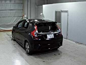 HONDA FIT HYBRID 2014 Image 2
