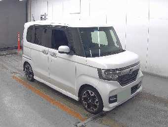 HONDA N-BOX CUSTOM 2020 Image 1