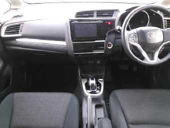 HONDA FIT HYBRID 2014 Image 8