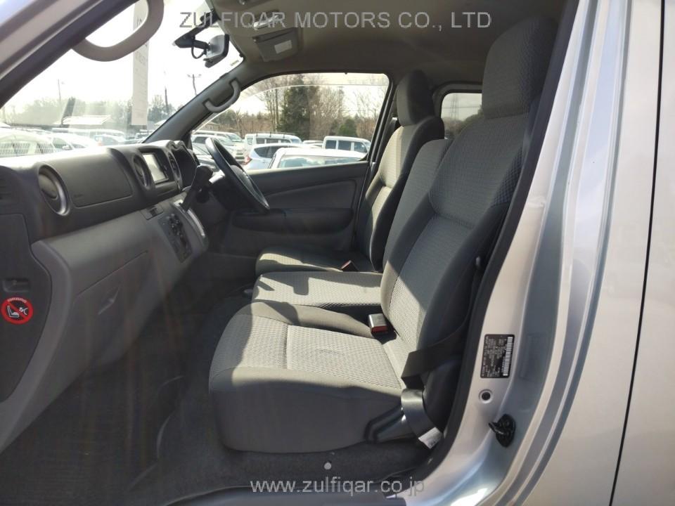 NISSAN NV350 CARAVAN 2019 Image 20