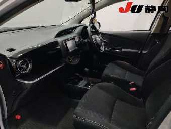 TOYOTA VITZ 2019 Image 6