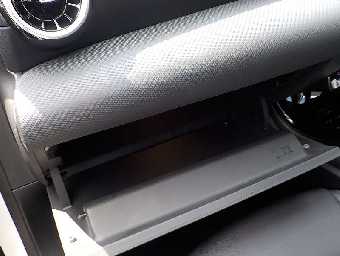 MERCEDES BENZ A CLASS 2021 Image 15