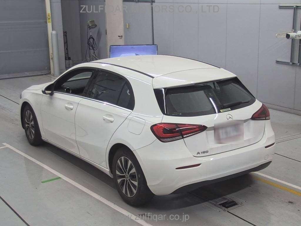 MERCEDES BENZ A CLASS 2021 Image 6