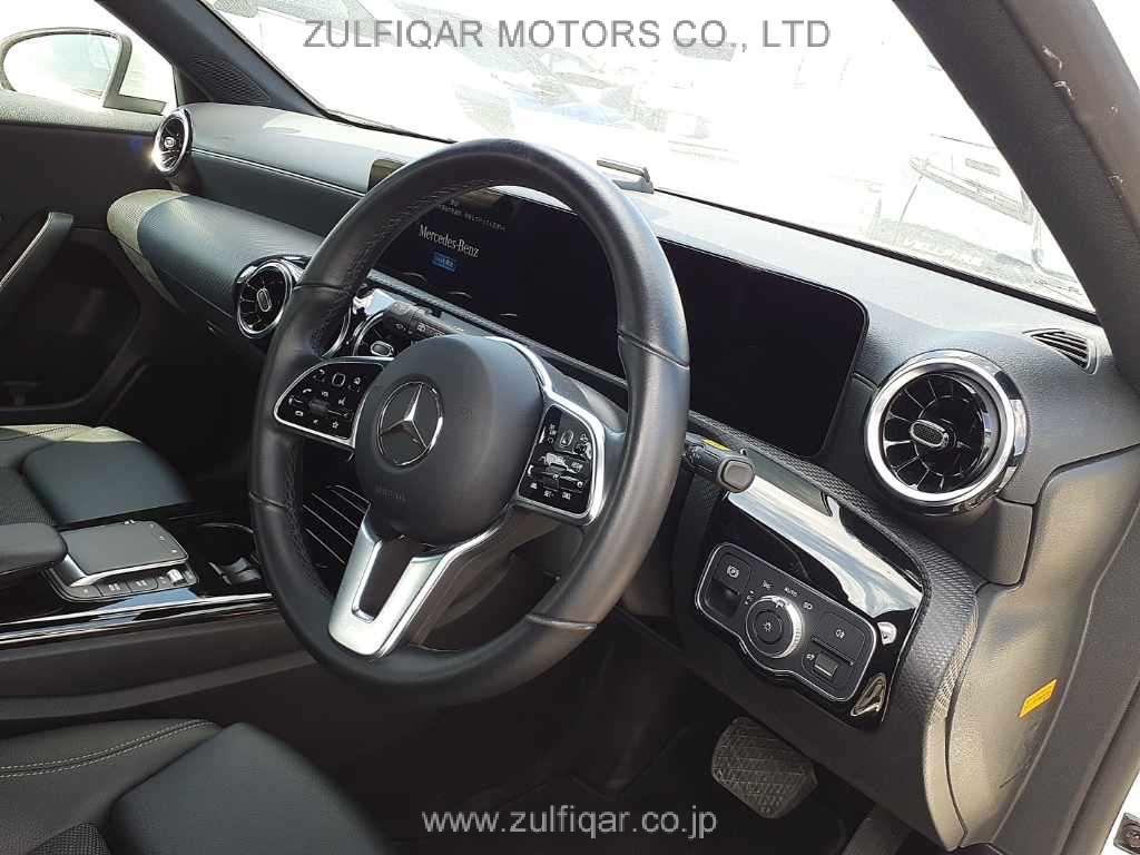 MERCEDES BENZ A CLASS 2021 Image 7
