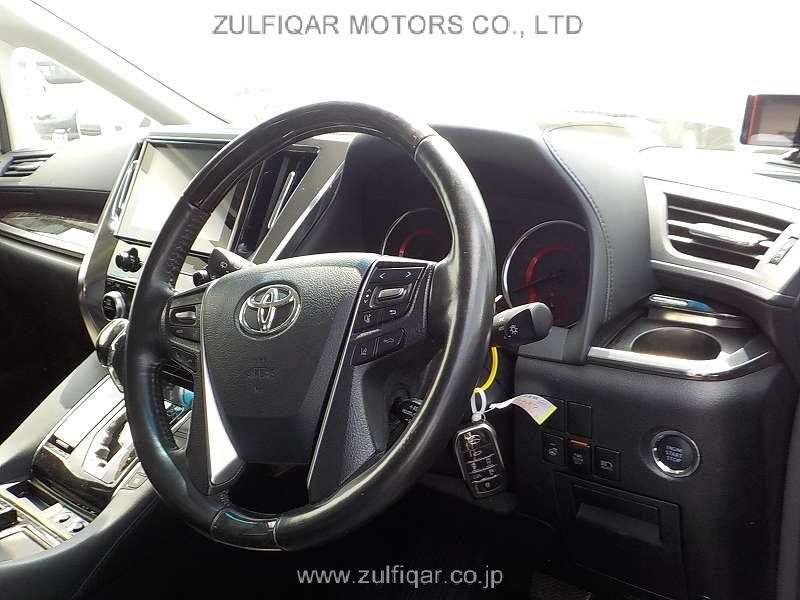 TOYOTA ALPHARD 2020 Image 12